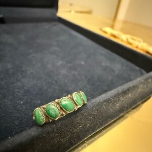 Antique sterling silver / turquoise 5 stone Navajo ring